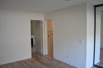 464 S. Calle Encilia in Palm Springs, CA - Building Photo - Building Photo