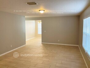 324 Summer Sails Dr in Valrico, FL - Building Photo - Building Photo