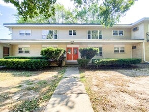 Town's Edge Apartments in Madison, WI - Building Photo - Building Photo