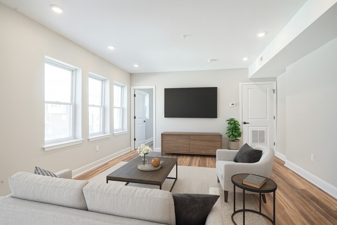 133 S 57th St, Unit 3 in Philadelphia, PA - Building Photo