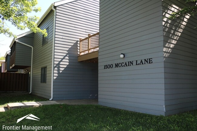 1500 McCain Ln in Manhattan, KS - Building Photo - Building Photo