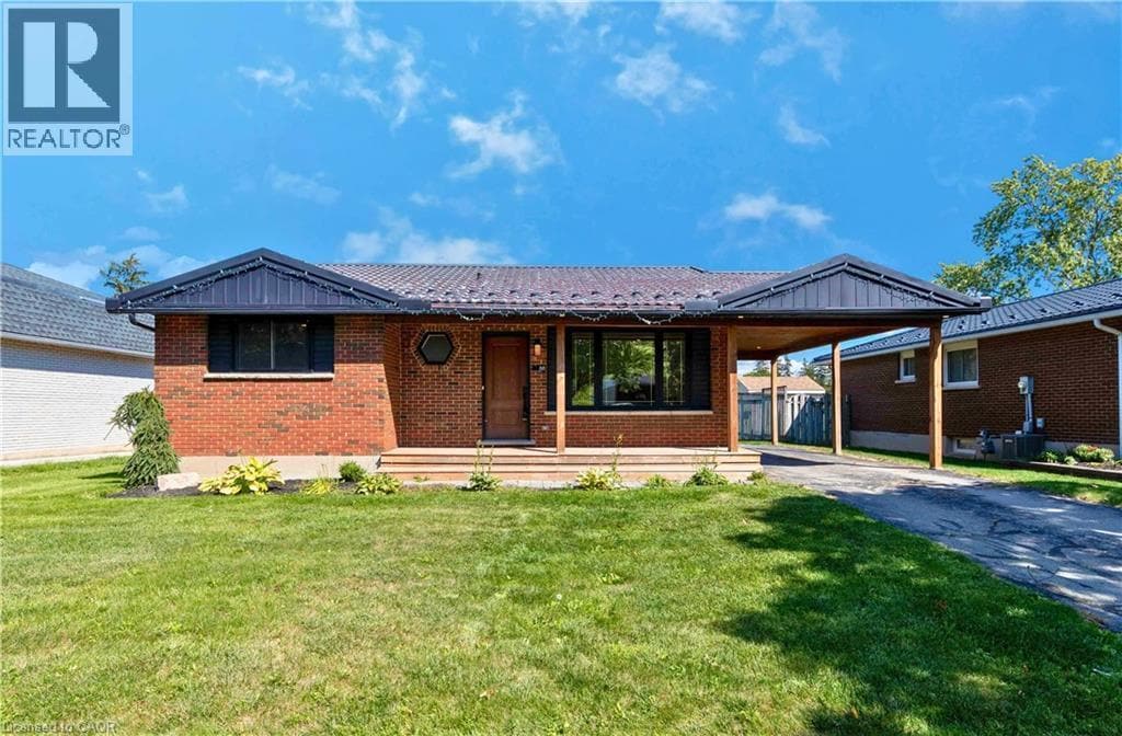 88 Oak St in Stratford, ON - Building Photo