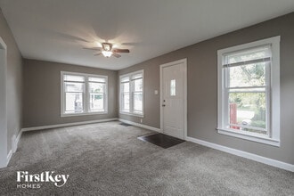 125 S Fordham Ave in Aurora, IL - Building Photo - Building Photo