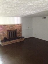 2713 Jill Dr in Indianapolis, IN - Building Photo - Building Photo
