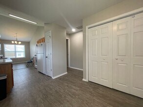 139 Woodland Dr N in Branson, MO - Building Photo - Building Photo