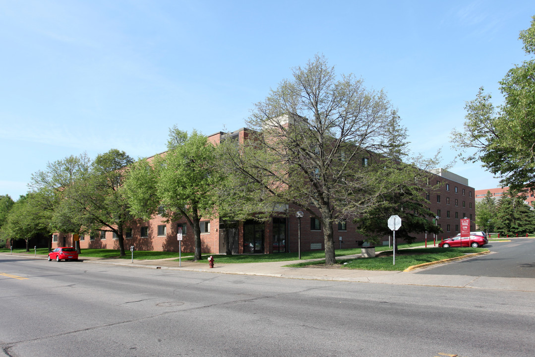 614 Delaware St SE in Minneapolis, MN - Building Photo