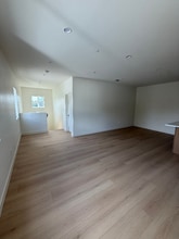 10157 Swinton Ave in Los Angeles, CA - Foto de edificio - Building Photo