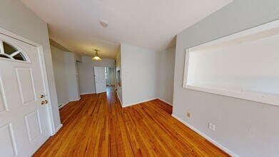 2 Moreland St in Boston, MA - Building Photo - Building Photo