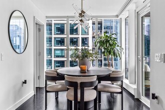 150 Seaport Blvd in Boston, MA - Foto de edificio - Building Photo