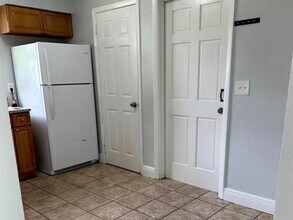 709 Bryon Ct in Lakeland, FL - Foto de edificio - Building Photo