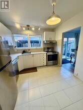 785B Ridgewood Ave in Ottawa, ON - Building Photo - Building Photo