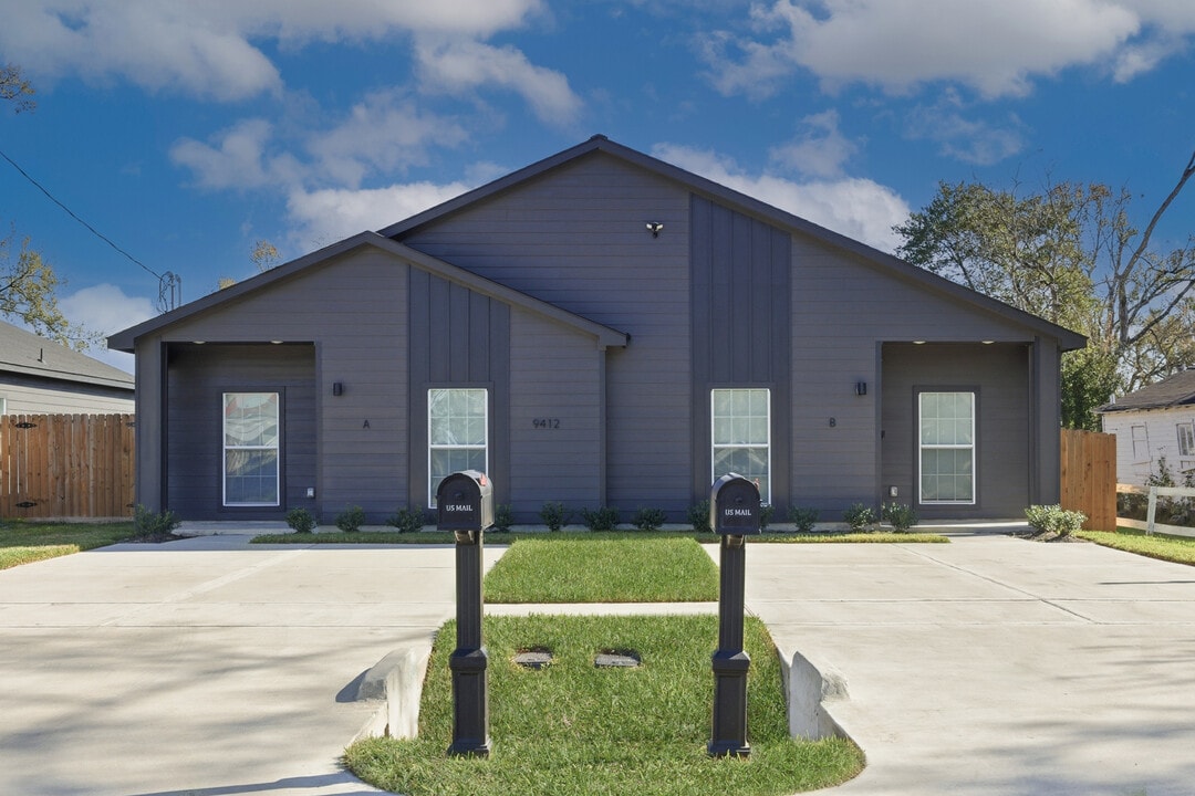 9412 Crofton St in Houston, TX - Foto de edificio