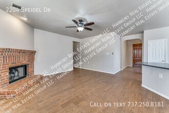2204 Speidel Dr in Pflugerville, TX - Building Photo - Building Photo