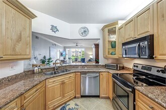 832 Tanbark Dr in Naples, FL - Building Photo - Building Photo