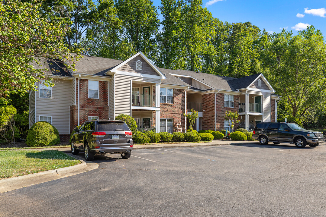 Hunters Glen in Sanford, NC - Building Photo