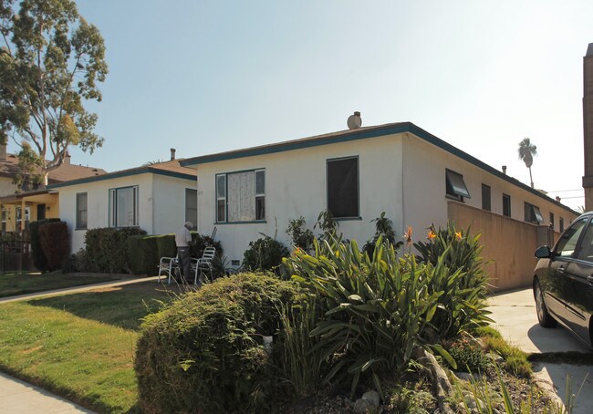 815-819 Sartori Ave in Torrance, CA - Building Photo - Building Photo