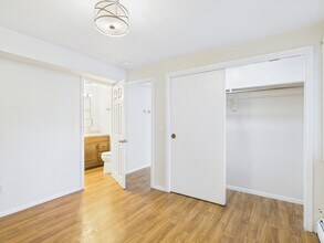 518 Halvorson Rd in Fairbanks, AK - Building Photo - Building Photo