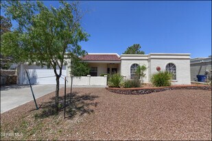 829 Dulce Tierra Dr in El Paso, TX - Building Photo