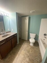 8122 Welsh Dr in Lake St. Louis, MO - Building Photo - Building Photo