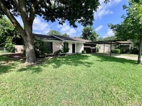 406 Arlington St in Mansfield, TX - Building Photo - Building Photo