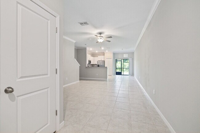 23225 Willow Glen Way in Lutz, FL - Building Photo - Building Photo
