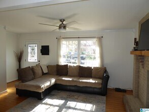 124 Venetian Way in Homewood, AL - Building Photo - Building Photo