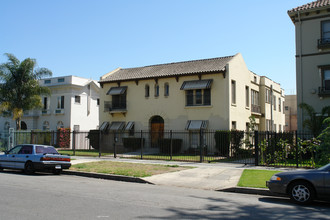 232 S Alexandria Ave in Los Angeles, CA - Foto de edificio - Building Photo