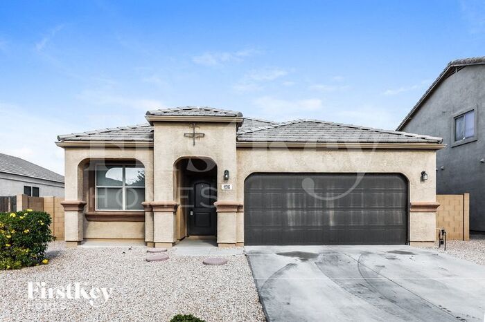 11316 E Cliffrose Ln in Florence, AZ - Building Photo