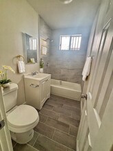 2011 E Alondra Blvd in Compton, CA - Building Photo - Building Photo
