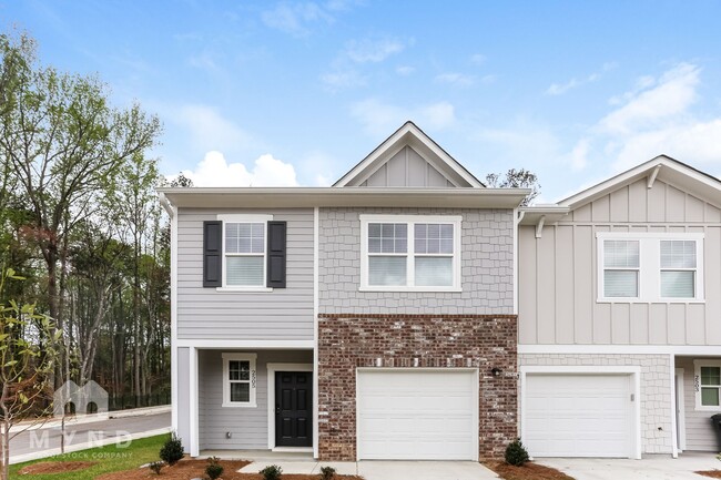 2505 Heron Ct in Atlanta, GA - Building Photo - Building Photo