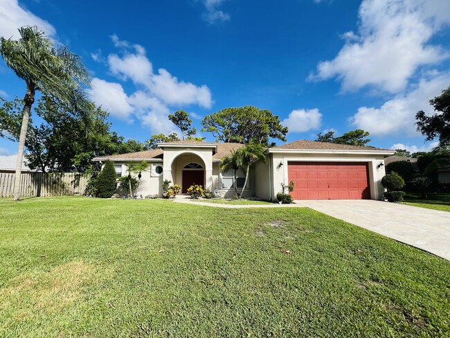 property at 945 Sunflower Ave