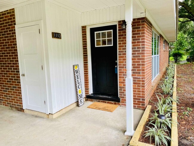 1113 Buckingham Dr in Tallahassee, FL - Building Photo - Building Photo
