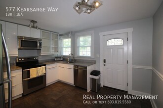 577 Kearsarge Way in Portsmouth, NH - Building Photo - Building Photo