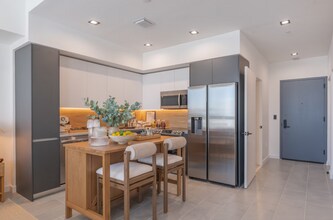 104 NW 27th St, Unit S in Miami, FL - Building Photo - Building Photo
