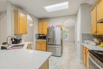 12619 Egret Hill Ct in Houston, TX - Foto de edificio - Building Photo