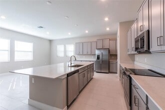 7714 S Faul St in Tampa, FL - Building Photo - Building Photo