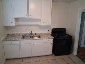 2300 Grayson Ave in Fort Worth, TX - Building Photo - Building Photo