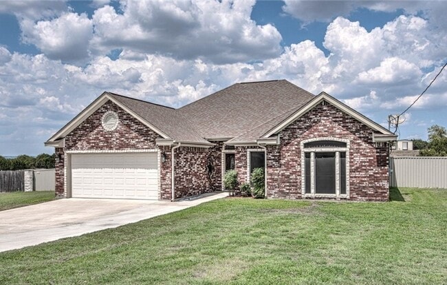 property at 182 Needlepoint Ln