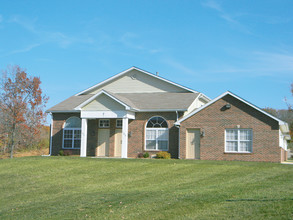 Wellington Manor in Columbia, MO - Foto de edificio - Building Photo