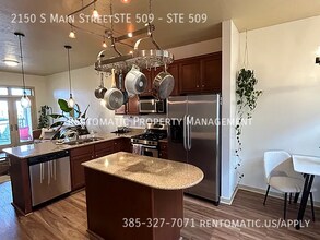 2150 S Main St in South Salt Lake, UT - Building Photo - Building Photo