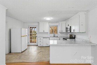 1051 Cox Mill Rd in Concord, NC - Building Photo - Building Photo