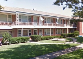 713 Parkside Ln Apartments