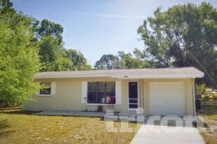 1415 Wood Ave in Clearwater, FL - Building Photo