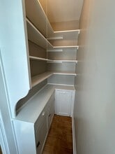 1933 N Cambridge Ave, Unit 1935A in Milwaukee, WI - Building Photo - Building Photo