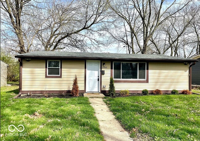 2949 Wallace Ave in Indianapolis, IN - Building Photo - Building Photo