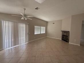 42957 Masonic Dr in Hemet, CA - Building Photo - Building Photo