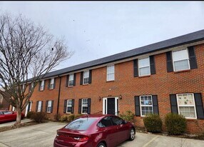 2836 Ryan Cir in Lexington, KY - Building Photo