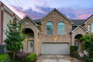 7630 N Linpar Ct in Houston, TX - Building Photo