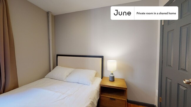 Room in Shared 3 bed/1 bath home in New York, NY - Building Photo - Building Photo