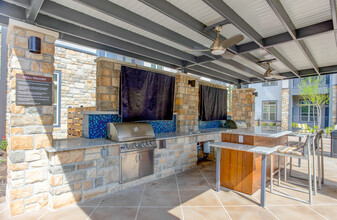 Larkspur at Shadow Creek in Pearland, TX - Building Photo - Building Photo